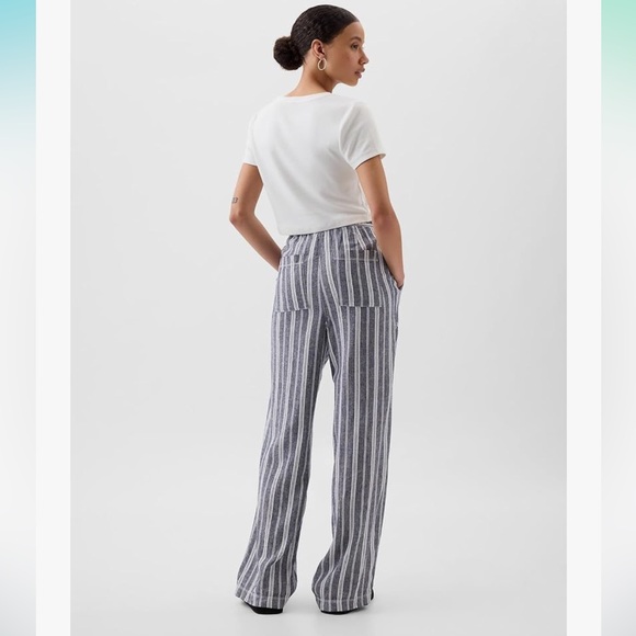 GAP Women’s Wide Leg Linen Pull on Pant - Picture 2 of 5